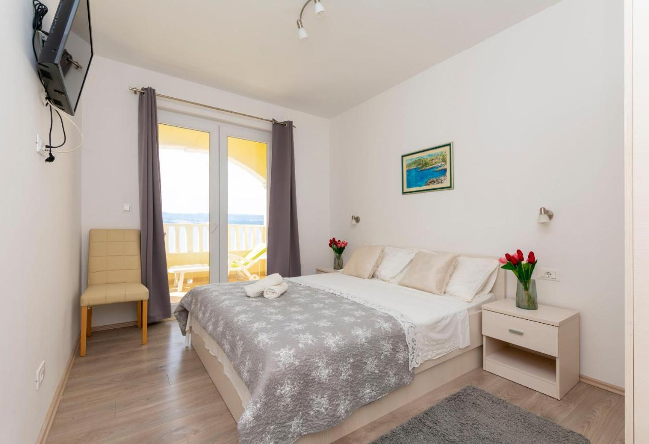 Apartments Beach Dream Mimice Eksteriør billede