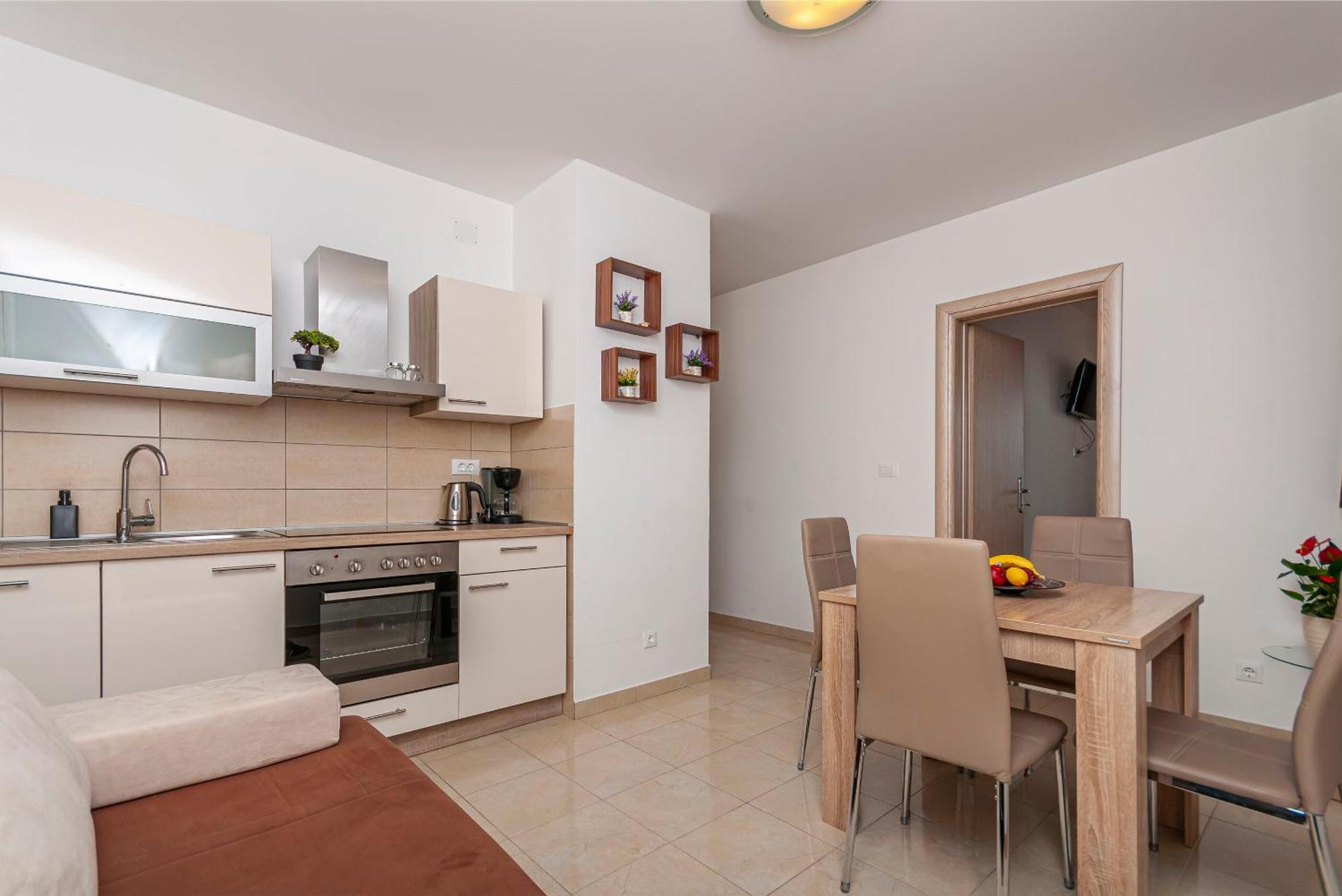 Apartments Beach Dream Mimice Eksteriør billede