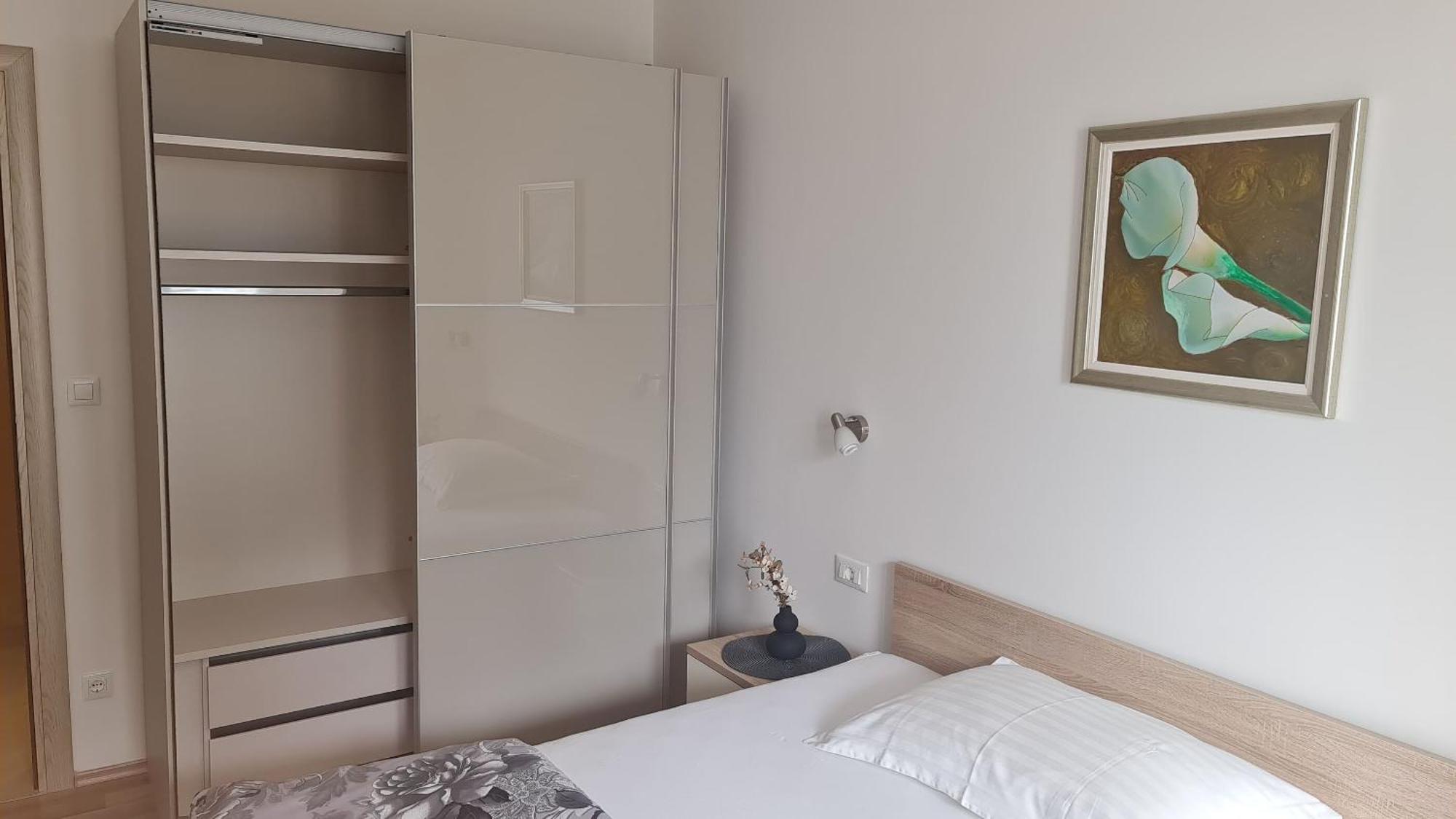 Apartments Beach Dream Mimice Eksteriør billede