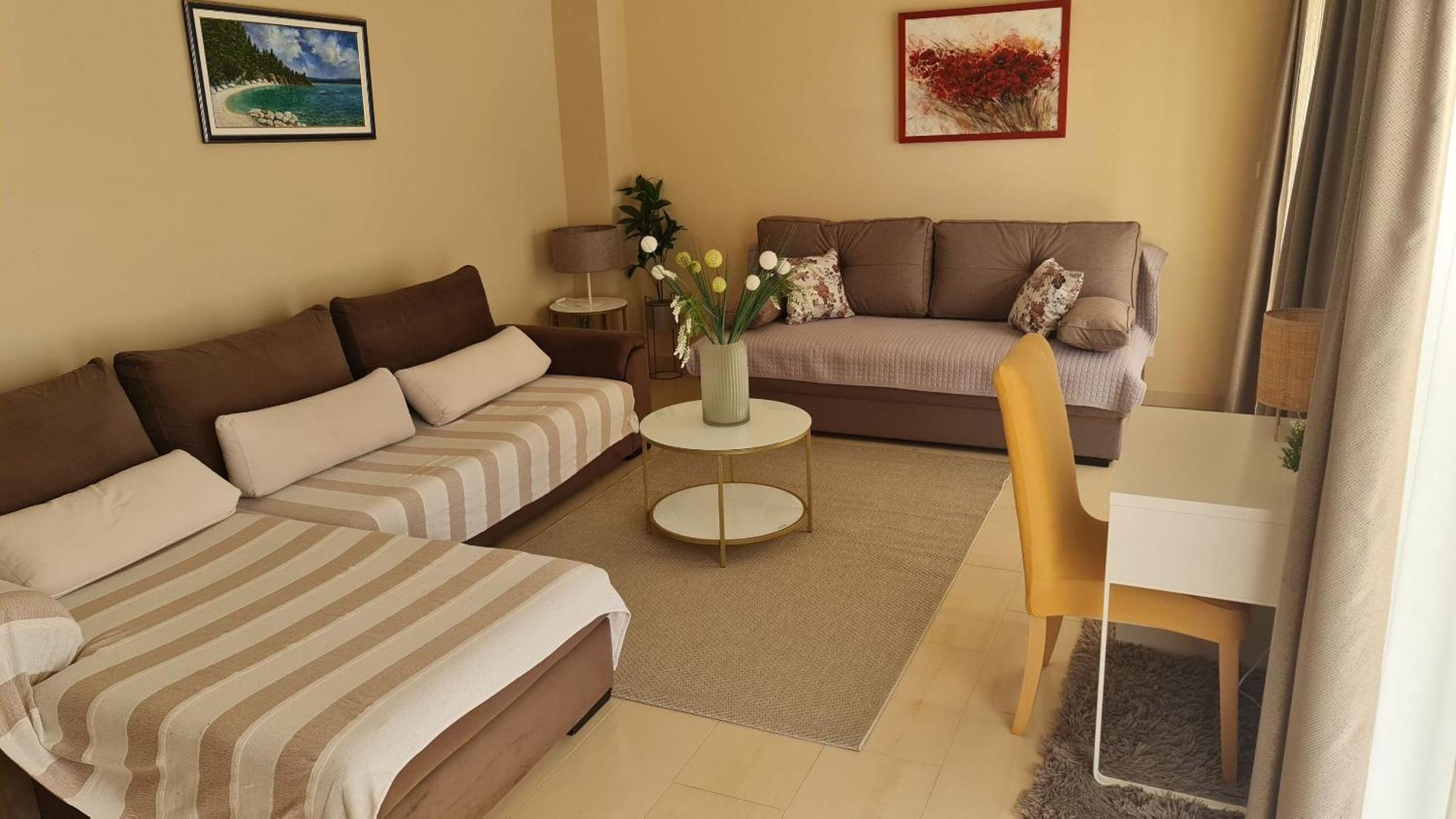 Apartments Beach Dream Mimice Eksteriør billede